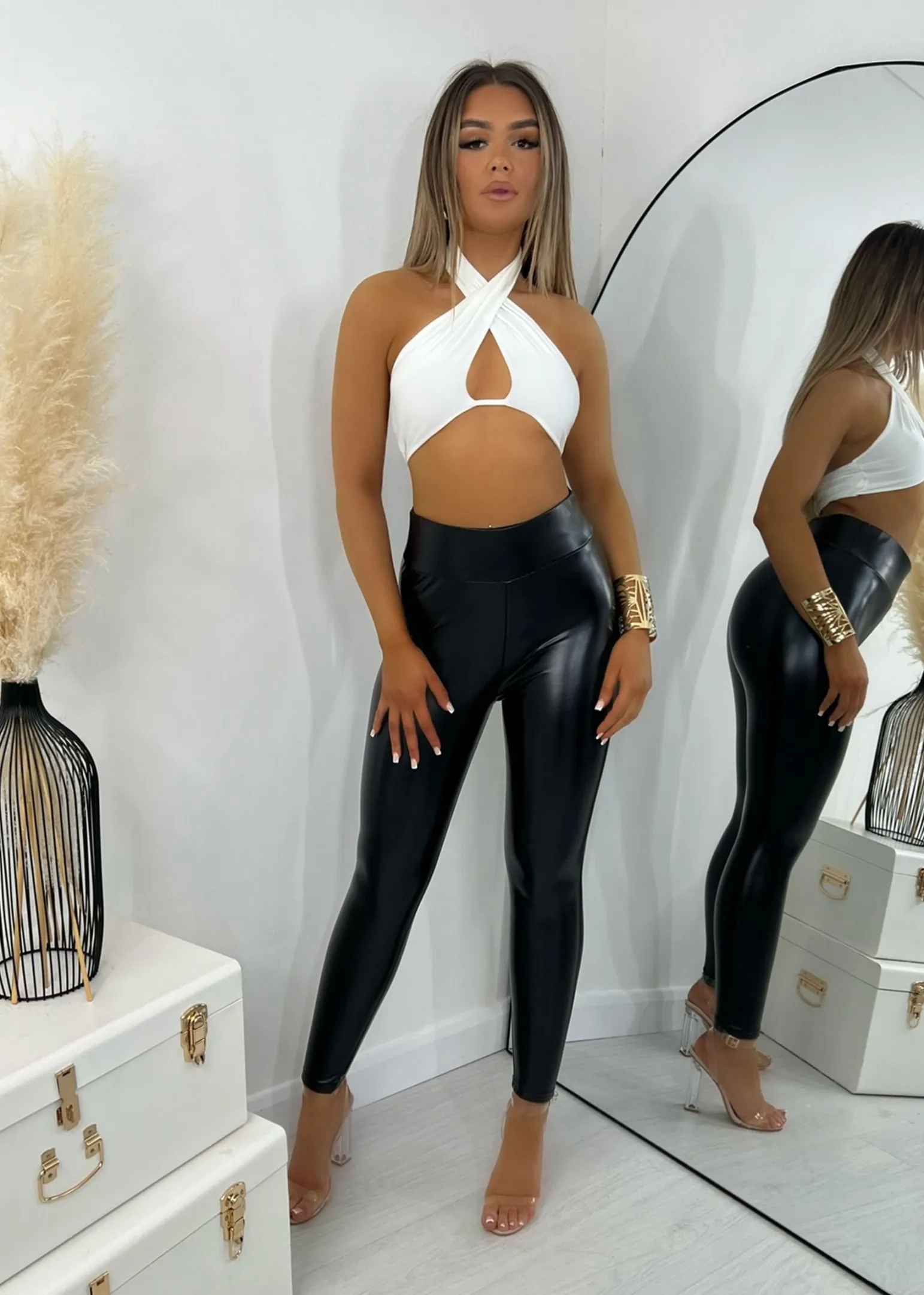 out_of_luck_cross_halter_neck_crop_top__white_2.webp Fashion Out Of Luck Cross Halter Neck Crop Top - White Women Tops / Bodysuits