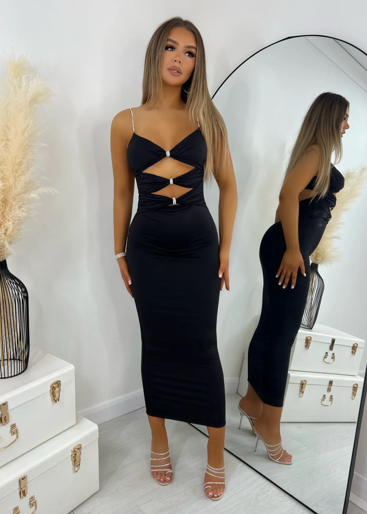 pick_me_up_cut_out_detail_midi_dress__black_3.webp Online Pick Me Up Cut Out Detail Midi Dress - Black Women Dresses